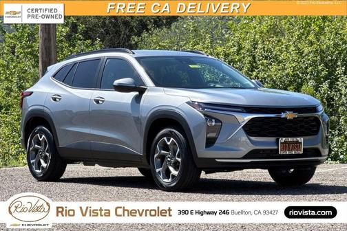 Sterling Gray Metallic 2026 Chevrolet Trax LT