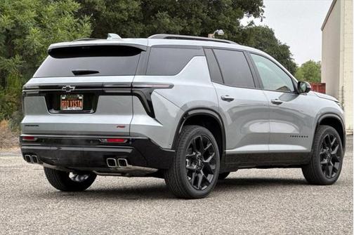 2025 Chevrolet Traverse RS