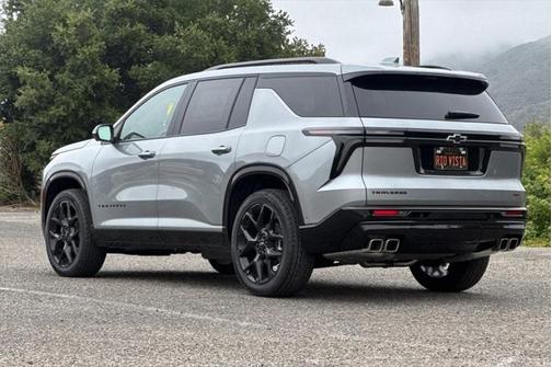 2025 Chevrolet Traverse RS