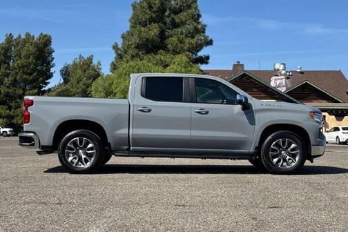 Slate Gray Metallic 2024 Chevrolet Silverado 1500 LT