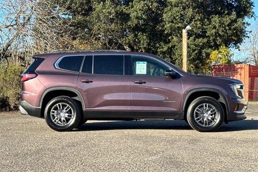 2025 GMC Acadia FWD Elevation