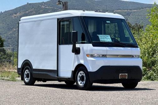 Oyster White 2025 Chevrolet BrightDrop 400 FWD 400