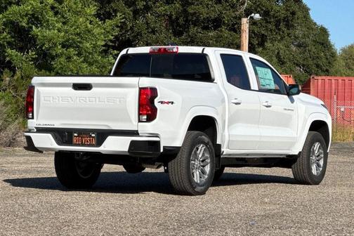 Summit White 2026 Chevrolet Colorado LT