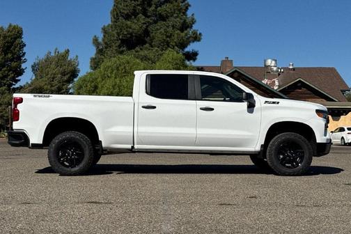 Summit White 2026 Chevrolet Silverado 1500 Custom Trail Boss