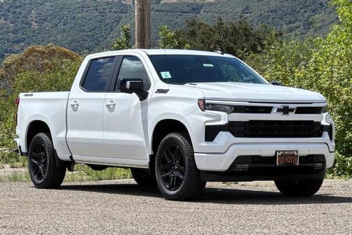 Summit White 2026 Chevrolet Silverado 1500 RST
