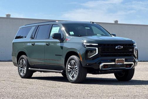 Cypress Gray 2026 Chevrolet Suburban Z71, 4WD
