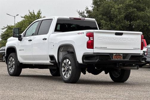 2025 Chevrolet Silverado 2500 Custom