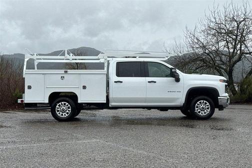 Summit White 2026 Chevrolet Silverado 2500 WT