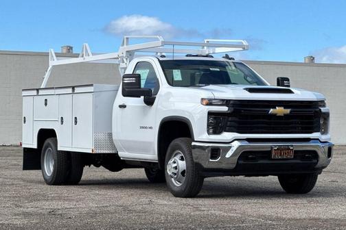 2026 Chevrolet Silverado 3500 WT