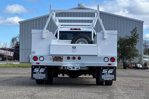 2026 Chevrolet Silverado 3500 WT