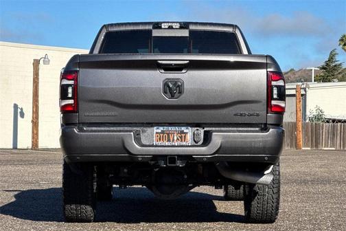 2021 RAM 2500 Laramie Crew Cab 4x4 6'4' Box