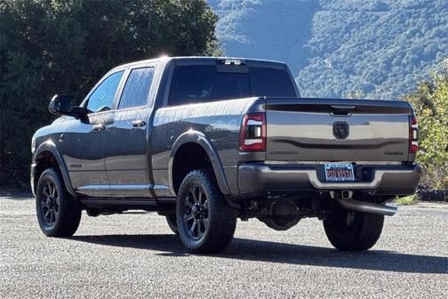 2021 RAM 2500 Laramie Crew Cab 4x4 6'4' Box