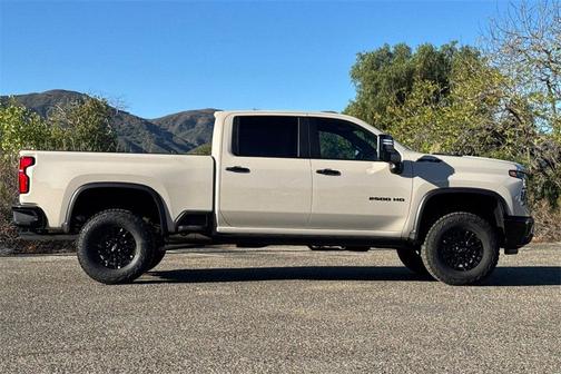 2026 Chevrolet Silverado 2500 ZR2