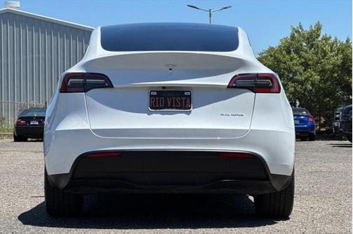 2023 Tesla Model Y Long Range Dual Motor All-Wheel Drive