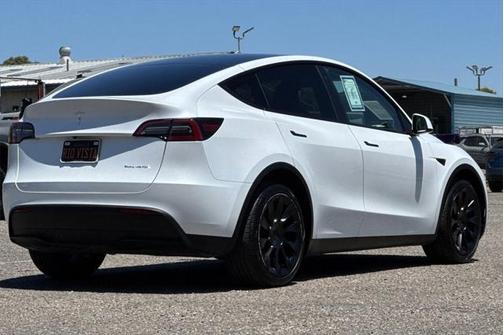 2023 Tesla Model Y Long Range Dual Motor All-Wheel Drive