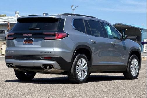 2024 GMC Acadia FWD Elevation