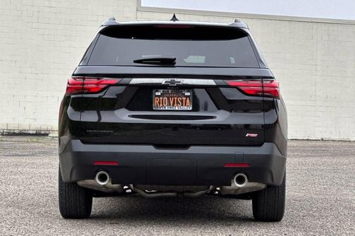 Mosaic Black Metallic 2023 Chevrolet Traverse RS