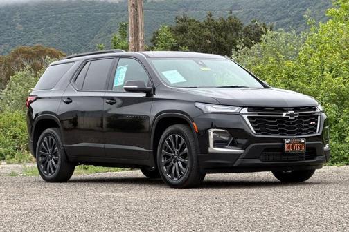 Mosaic Black Metallic 2023 Chevrolet Traverse RS