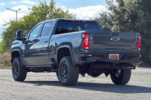 2026 Chevrolet Silverado 2500 ZR2