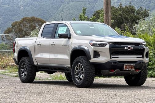 White Sands 2026 Chevrolet Colorado ZR2
