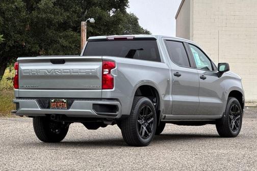 Sterling Gray Metallic 2024 Chevrolet Silverado 1500 Custom