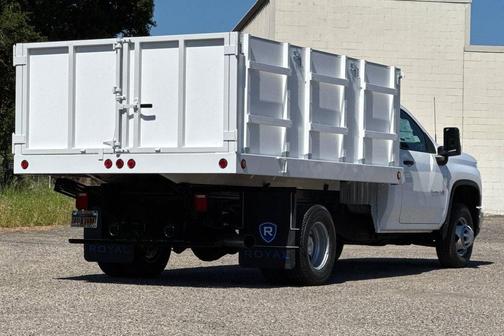 2026 Chevrolet Silverado 3500 WT