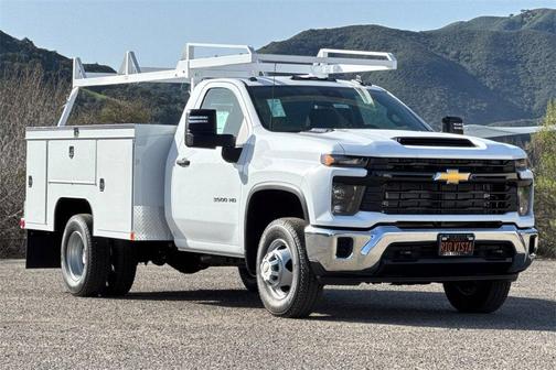 2026 Chevrolet Silverado 3500 WT