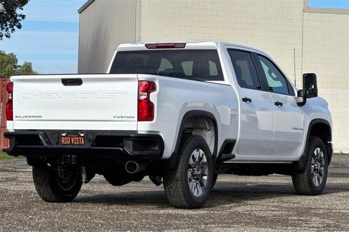 2026 Chevrolet Silverado 2500 Custom