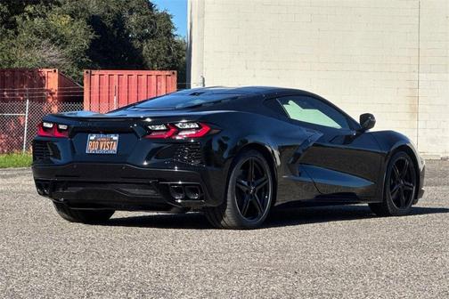 2026 Chevrolet Corvette Stingray w/1LT