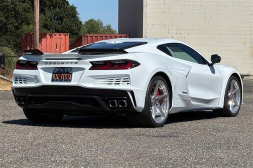 2025 Chevrolet Corvette E-Ray RWD Coupe 2LZ