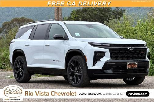 Polar White Tricoat 2026 Chevrolet Traverse RS