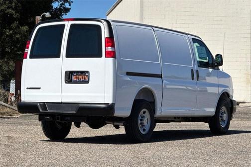 2025 Chevrolet Express 2500 RWD 2500 Regular Wheelbase WT