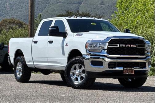 2024 RAM 3500 Tradesman Crew Cab 4x4 6'4' Box