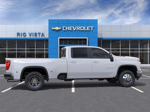 Summit White 2026 Chevrolet Silverado 3500 LT