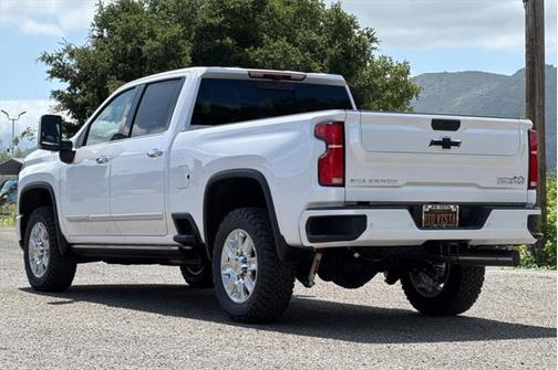 2025 Chevrolet Silverado 3500 High Country