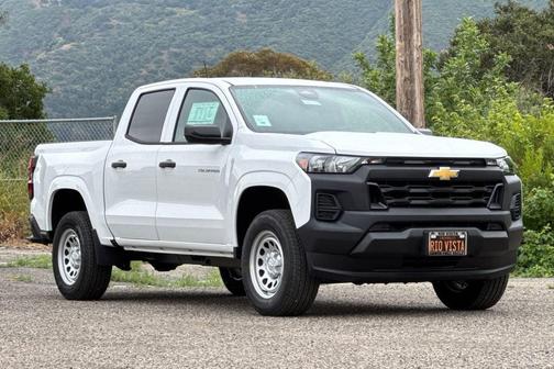 Summit White 2026 Chevrolet Colorado WT