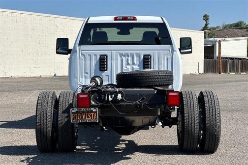 2025 Chevrolet Silverado 3500 WT