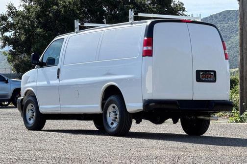Summit White 2020 Chevrolet Express 2500 LT