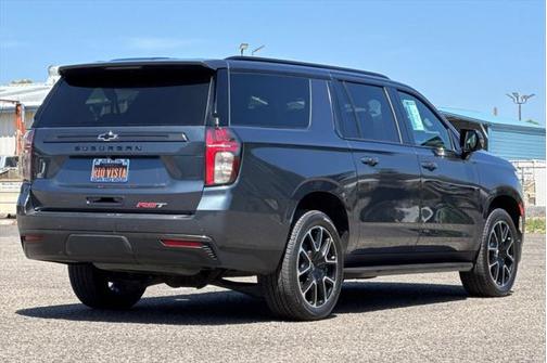 2021 Chevrolet Suburban RST