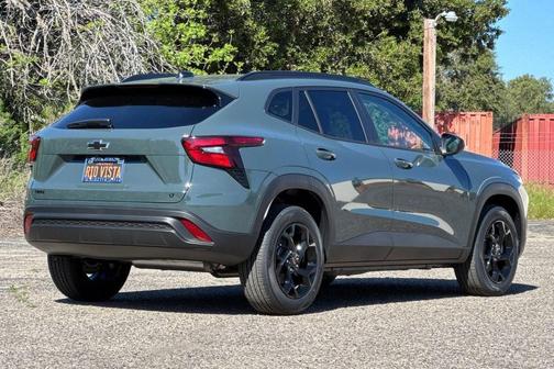 Cypress Gray 2026 Chevrolet Trax LT