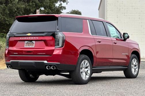 2025 Chevrolet Suburban Premier