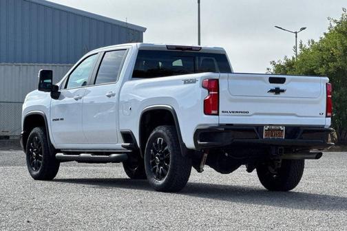 Summit White 2025 Chevrolet Silverado 2500 LT