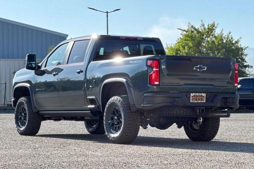 Cypress Gray 2026 Chevrolet Silverado 2500 Crew Cab, Standard Bed, XR2, 4WD
