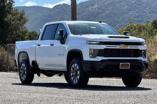 2026 Chevrolet Silverado 2500 Custom
