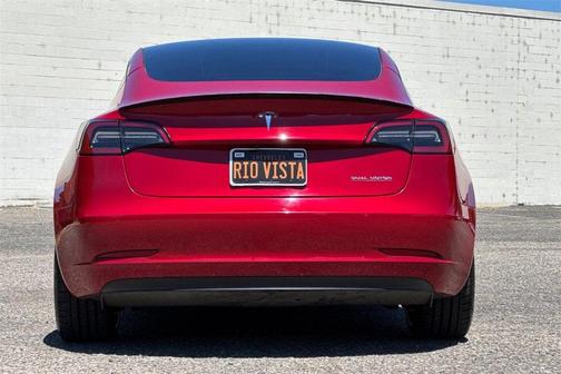 2023 Tesla Model 3 Performance