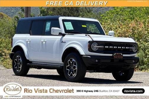 Oxford White 2024 Ford Bronco Outer Banks