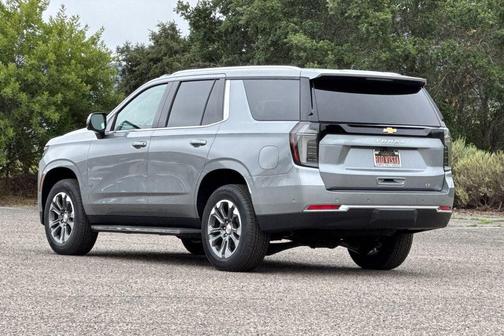 Sterling Gray Metallic 2026 Chevrolet Tahoe LT
