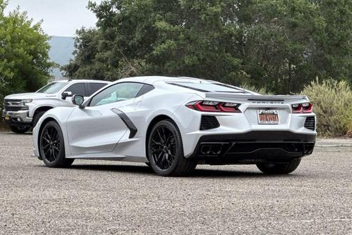 Blade Silver Metallic 2026 Chevrolet Corvette Stingray w/1LT