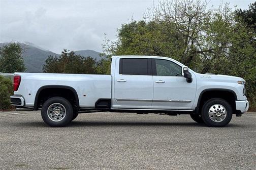 2026 Chevrolet Silverado 3500 High Country