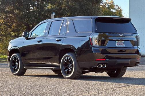 2026 Chevrolet Tahoe 4WD RST